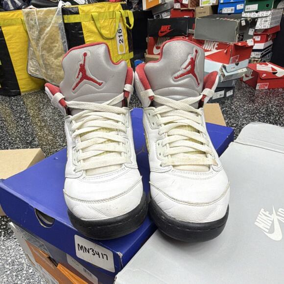 Nike Air Jordan 5 Retro Fire Red Men\'s High Top Athletic Sneakers 440888-102 main image 4